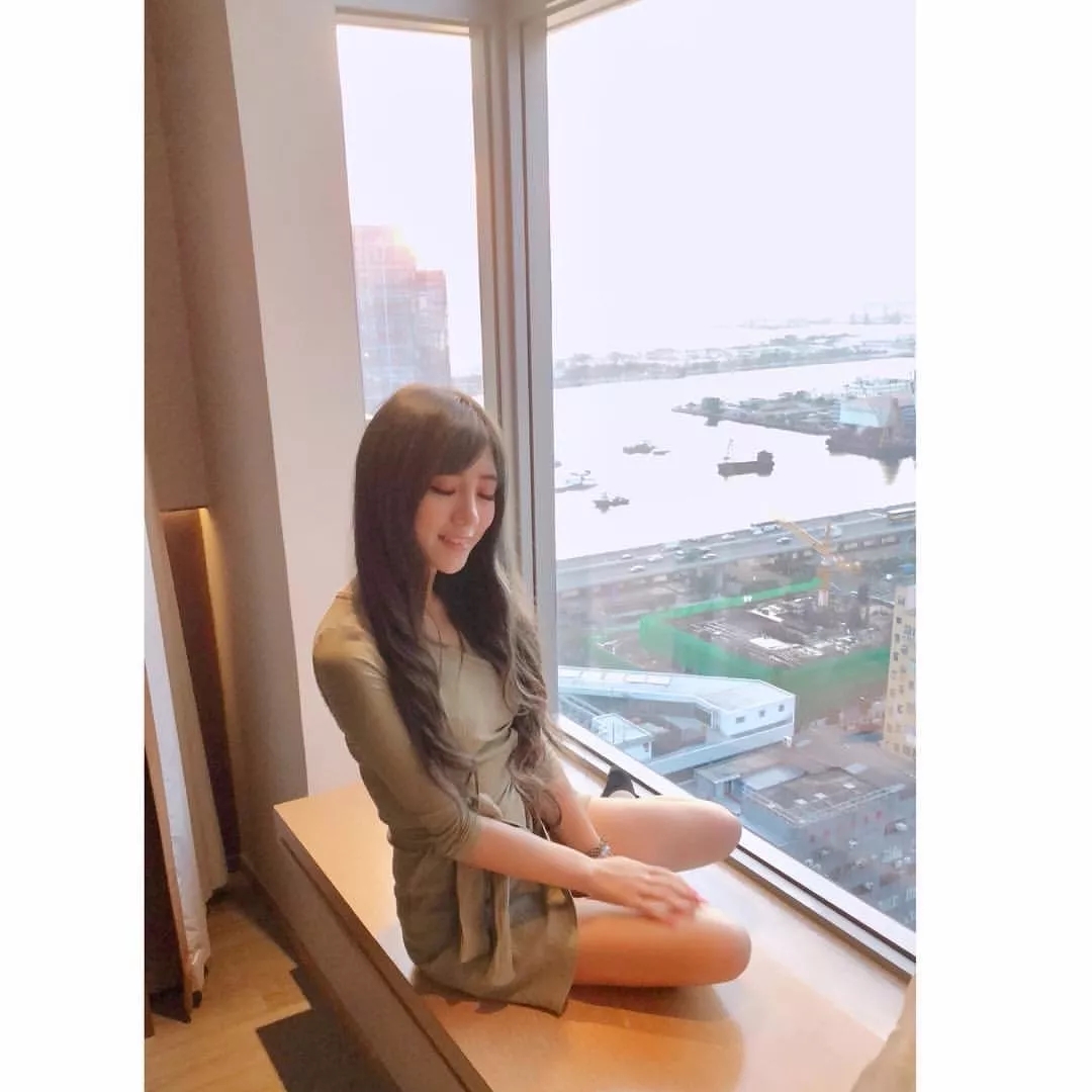 美腿福利图片 还有大白兔,7e3f1541380131.jpg,第5张