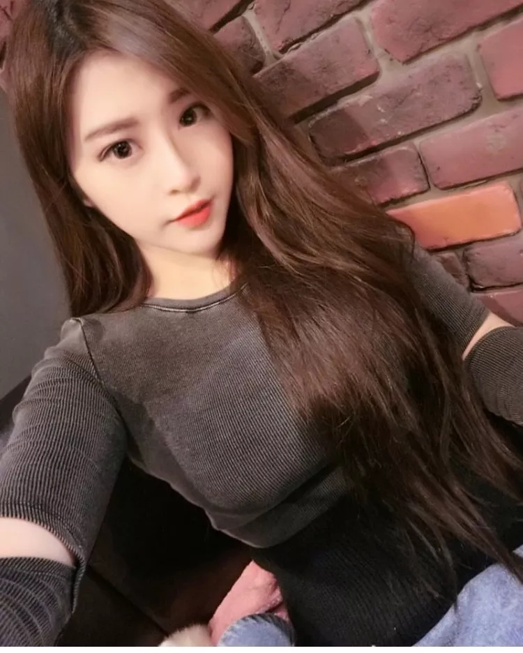 福利美图 这车灯够大吗,第5张 福利美图 这车灯够大吗,640.webp (4).jpg,第5张