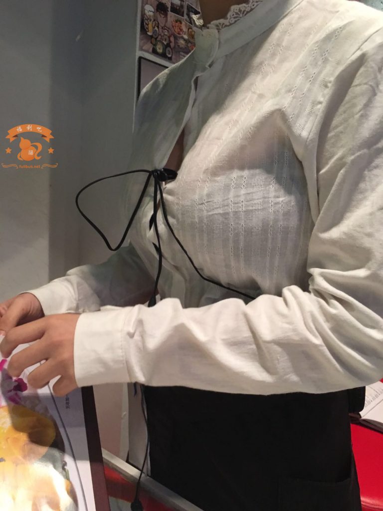 铜锣湾F-Cup爆衫女侍应,第4张 铜锣湾F-Cup爆衫女侍应,第4张