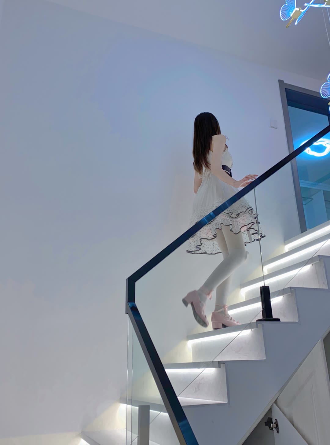 别野里的吊带白丝洛丽塔小萝莉美图,别野里的吊带白丝洛丽塔小萝莉美图,里的,美图,吊带,萝莉,第5张