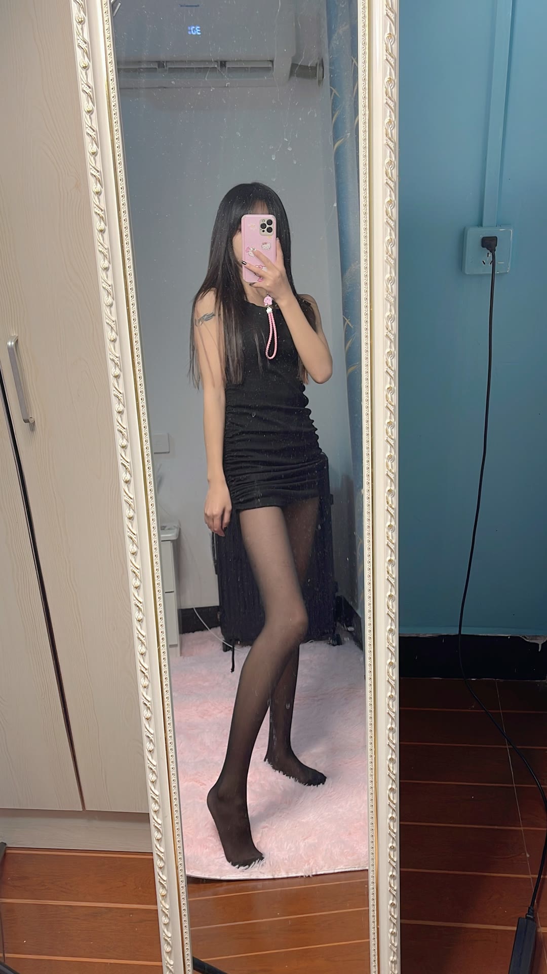 床上穿黑丝的包臂裙翘臀小姐姐在干嘛,床上穿黑丝的包臂裙翘臀小姐姐在干嘛,黑丝,小姐姐,床上,包臂裙,翘臀,第6张