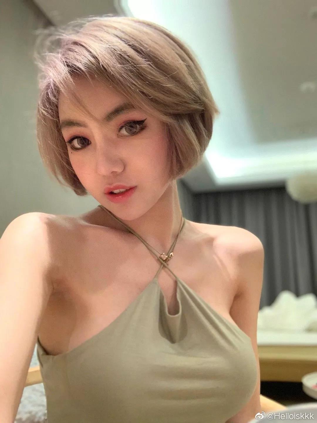 胸大还穿吊带,一看就不是正经姑娘,胸大,吊带,正经,姑娘,第10张 胸大还穿吊带,一看就不是正经姑娘,胸大还穿吊带,一看就不是正经姑娘,胸大,吊带,正经,姑娘,第10张