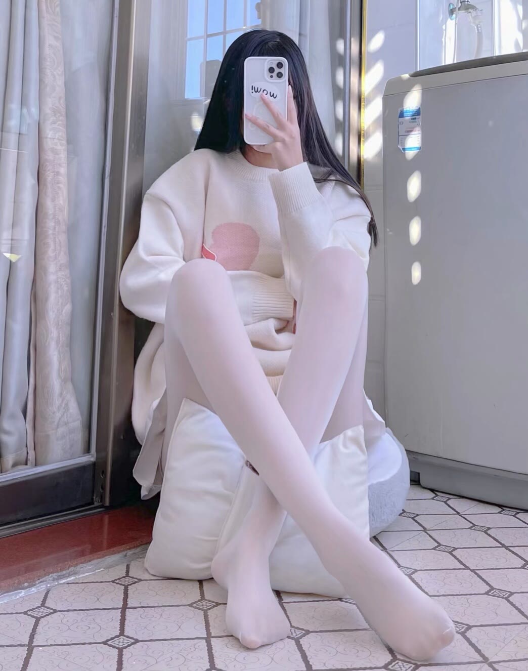 在角落的白丝超短裙大长腿小萝莉,在角落的白丝超短裙大长腿小萝莉,角落,白丝,超短裙,大长腿,小萝莉,第2张