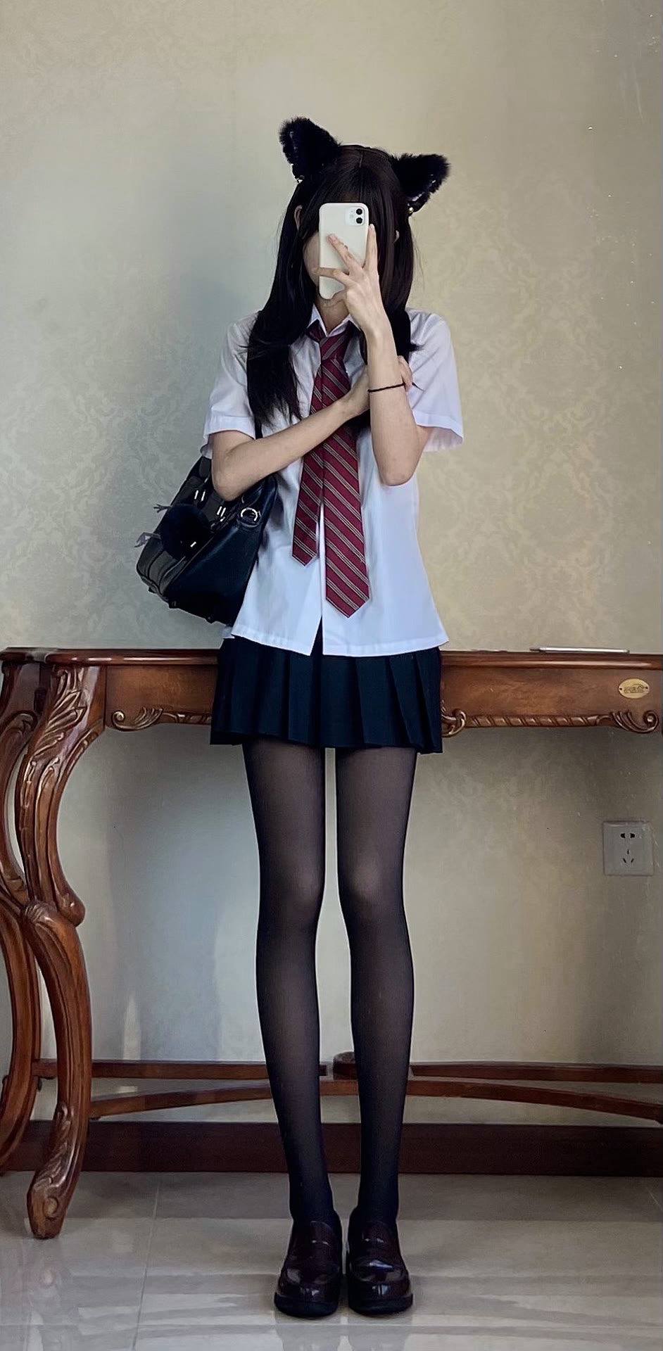 腿超细的黑丝配小皮鞋的JK学生妹,腿超细的黑丝配小皮鞋的JK学生妹,腿超细,黑丝,小皮鞋,JK学生妹,第2张
