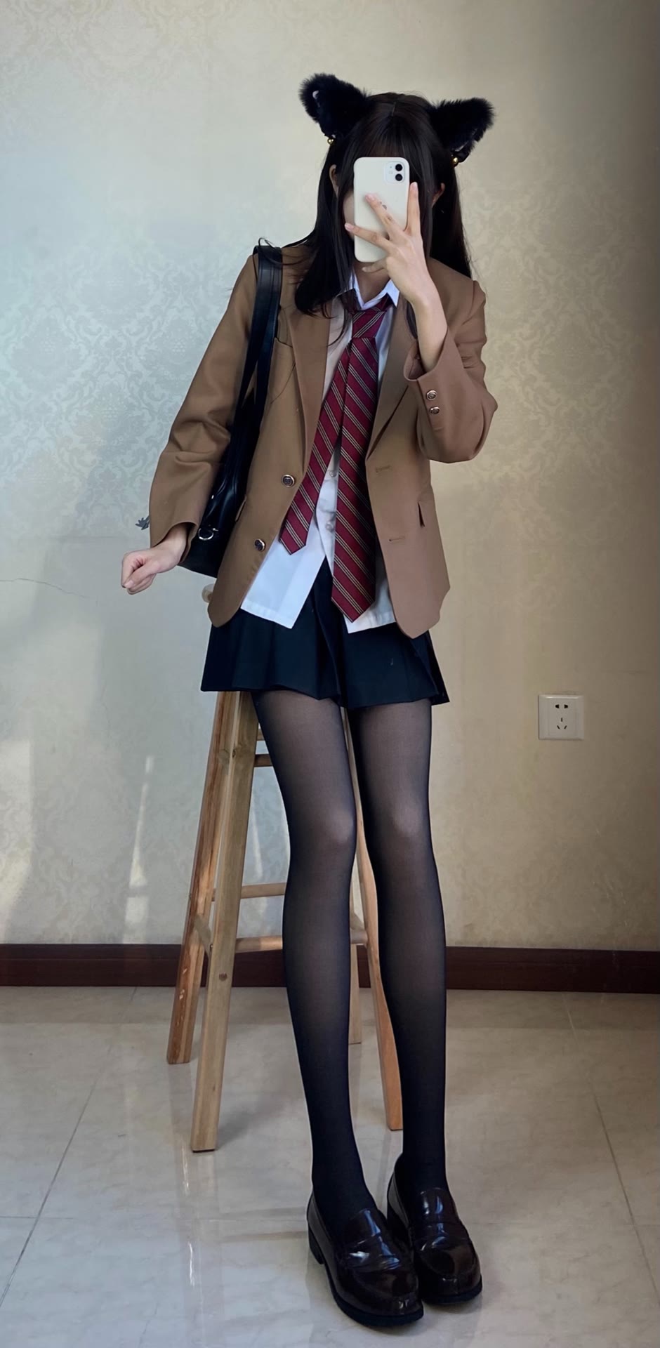 腿超细的黑丝配小皮鞋的JK学生妹,腿超细的黑丝配小皮鞋的JK学生妹,腿超细,黑丝,小皮鞋,JK学生妹,第6张
