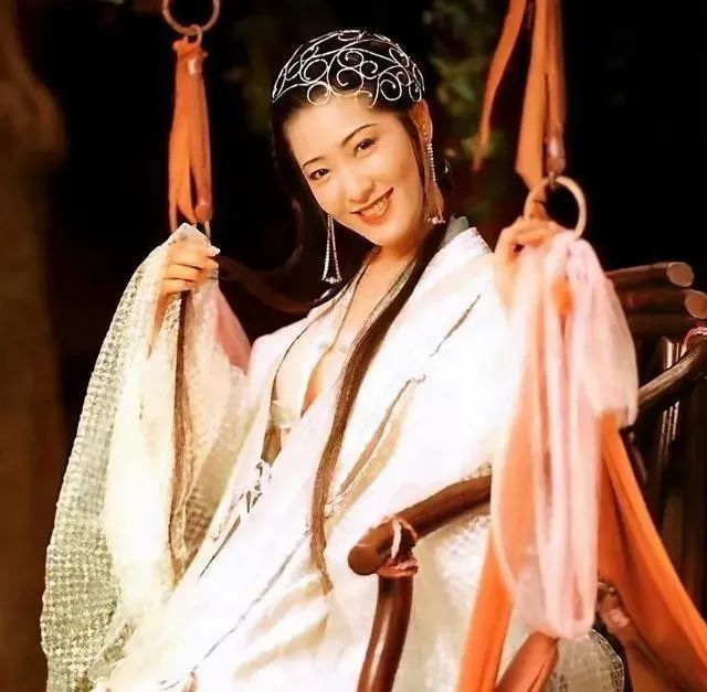 新版潘金莲剧照曝光六位潘金莲谁才你的菜