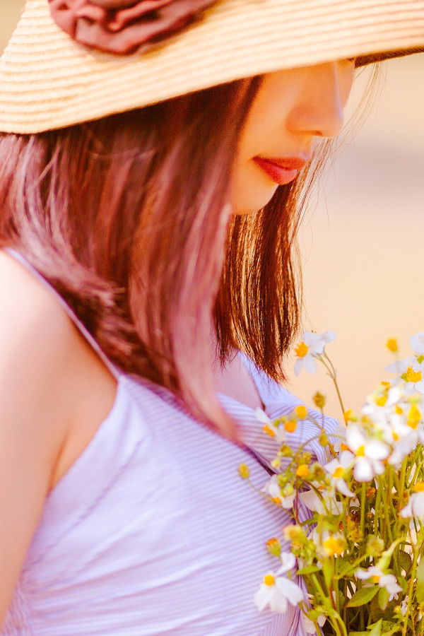 少女与花儿