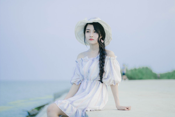 风和时间一起飘过-唯美女生