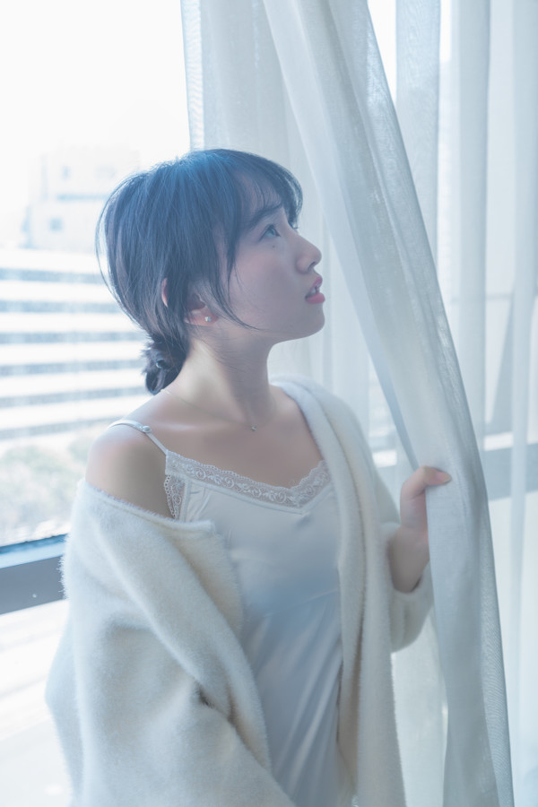 清晨-唯美女生