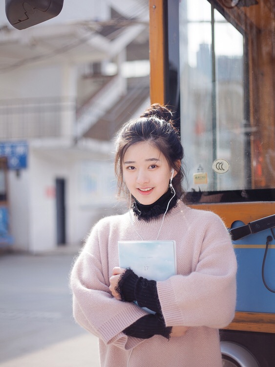 你可以输给任何人，但不能输给自己-唯美女生