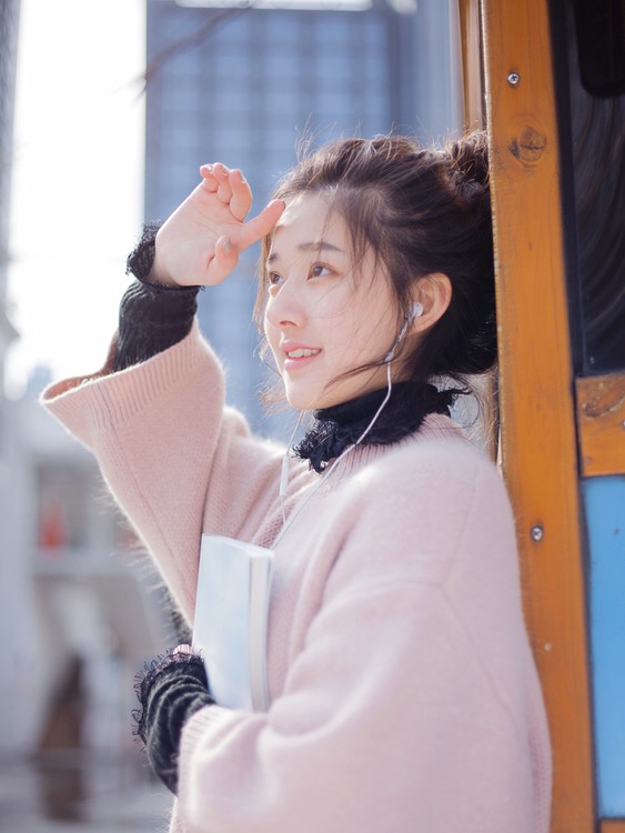 你可以输给任何人，但不能输给自己-唯美女生