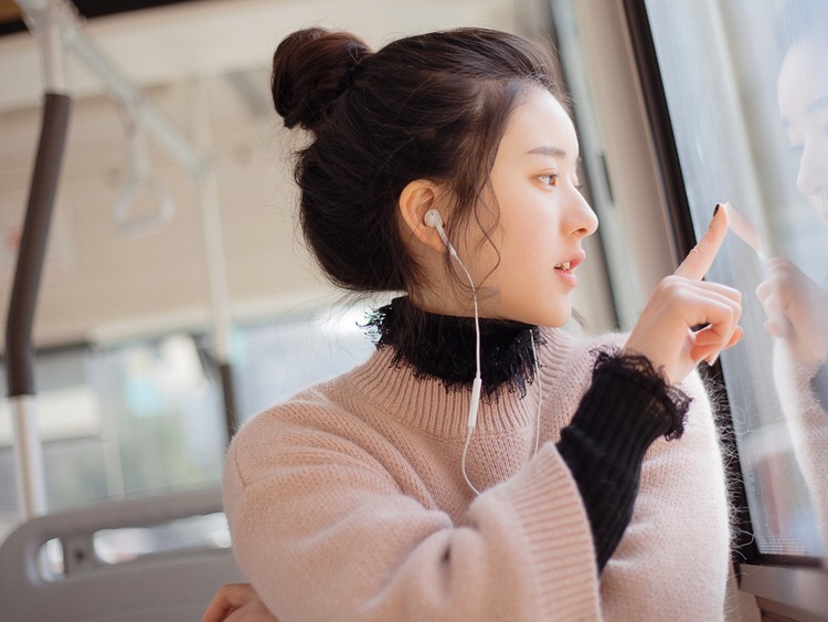 你可以输给任何人，但不能输给自己-唯美女生