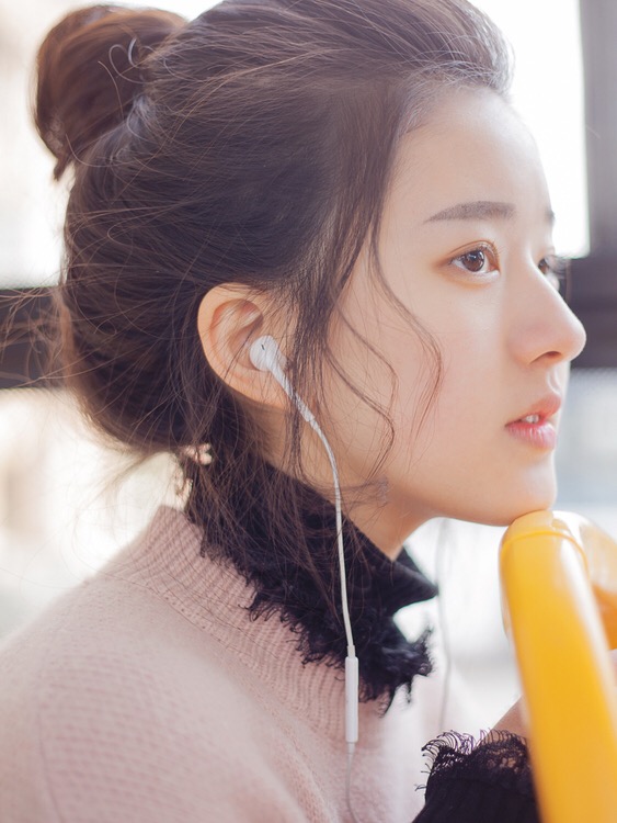 你可以输给任何人，但不能输给自己-唯美女生